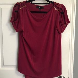 Maroon Accent top size Medium